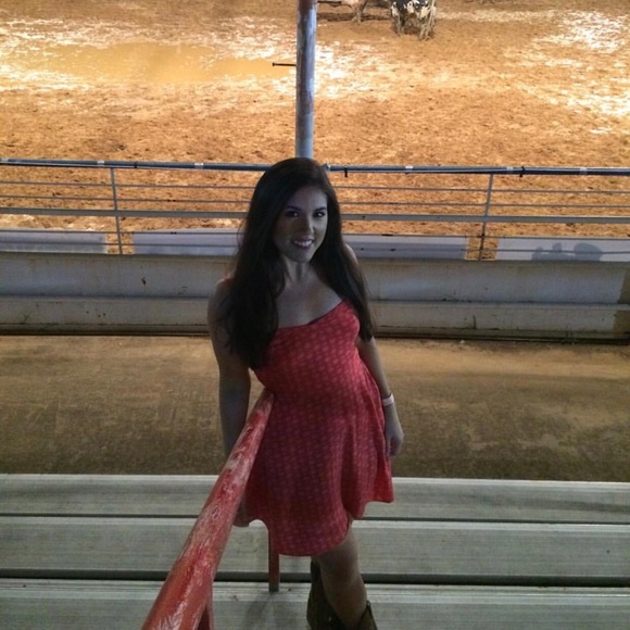 Cute Spring Sweetheart Dress - Picture 2 of 5